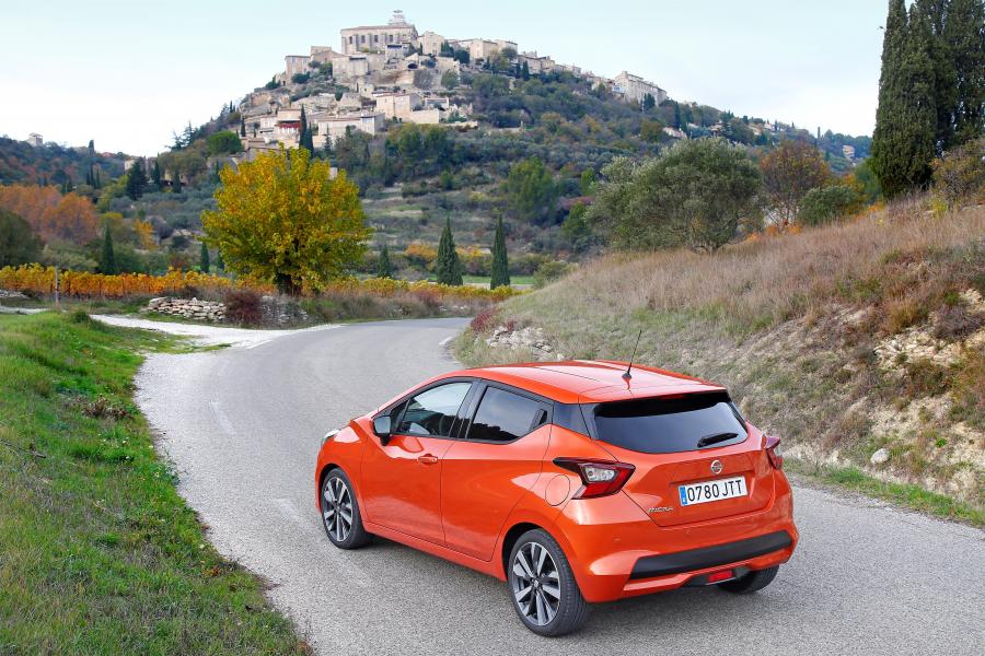  Nissan Micra 2017 года  (фото 1 из 30)